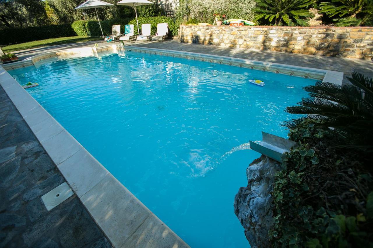 Le Raganelle Hotel Oneglia Buitenkant foto