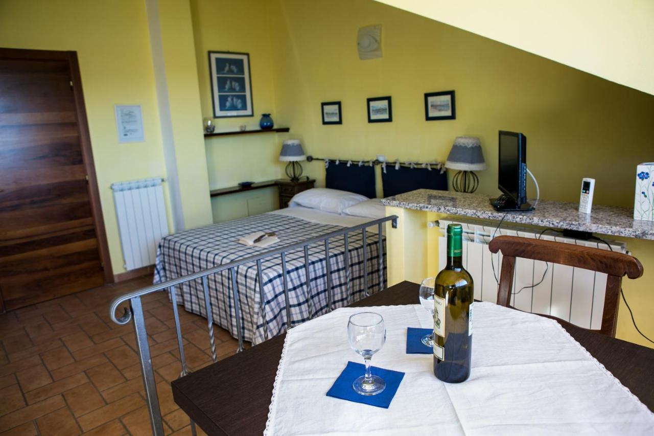Le Raganelle Hotel Oneglia Buitenkant foto